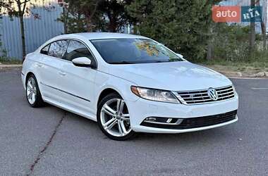Купе Volkswagen CC / Passat CC 2014 в Киеве