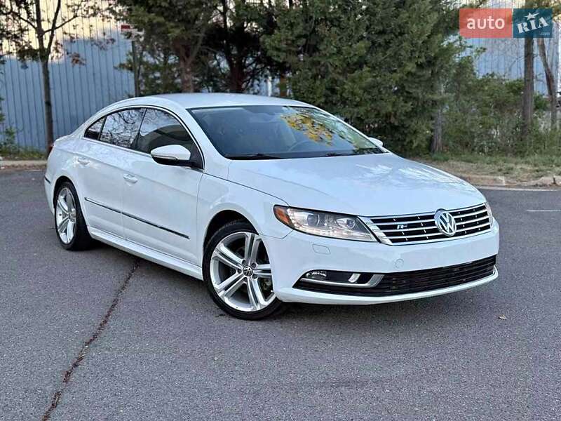 Купе Volkswagen CC / Passat CC 2014 в Києві
