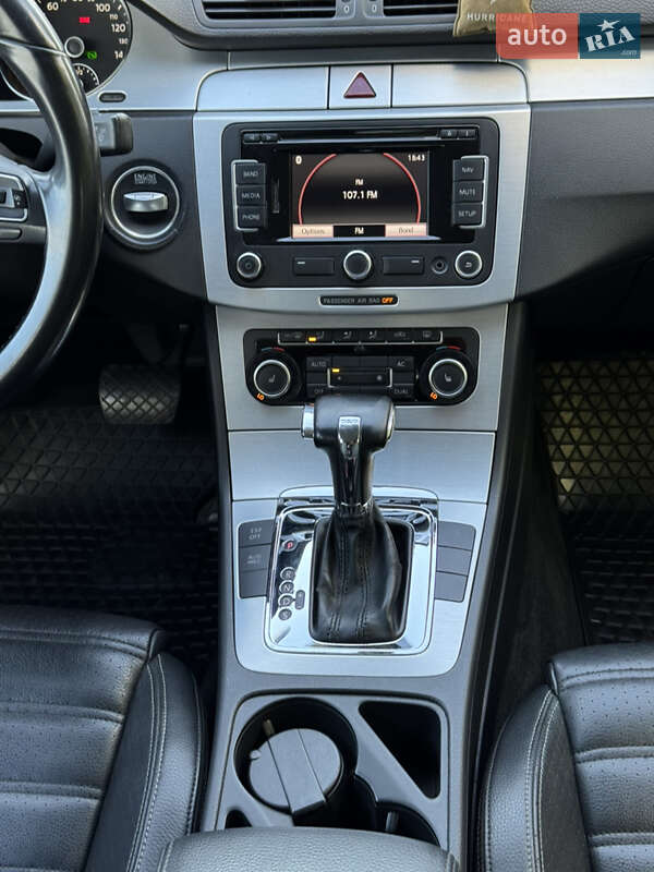 Купе Volkswagen CC / Passat CC 2010 в Конотопе