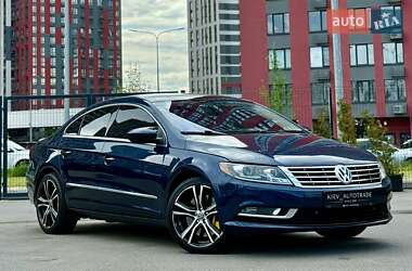 Купе Volkswagen CC / Passat CC 2012 в Киеве