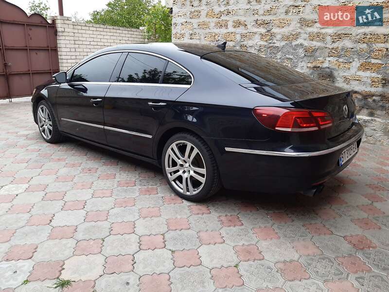 Купе Volkswagen CC / Passat CC 2012 в Херсоне