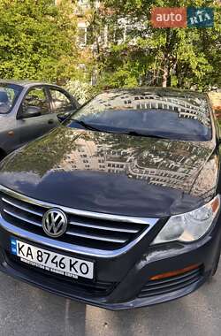 Купе Volkswagen CC / Passat CC 2011 в 