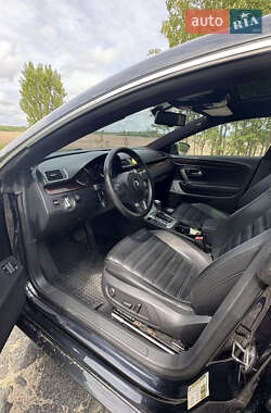 Купе Volkswagen CC / Passat CC 2012 в 