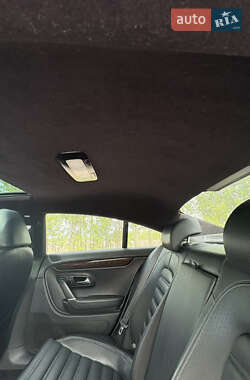 Купе Volkswagen CC / Passat CC 2012 в 