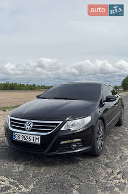 Купе Volkswagen CC / Passat CC 2012 в 