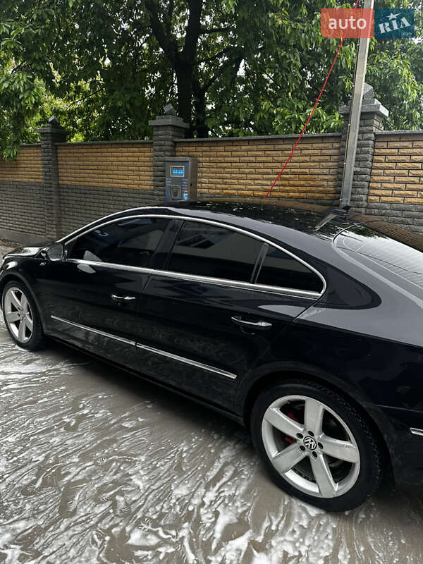 Купе Volkswagen CC / Passat CC 2010 в Тячеве