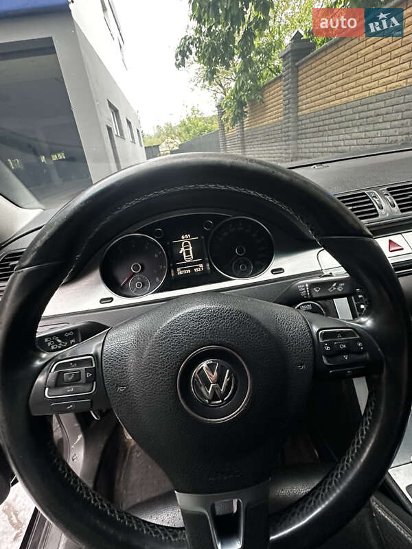 Купе Volkswagen CC / Passat CC 2010 в Тячеве