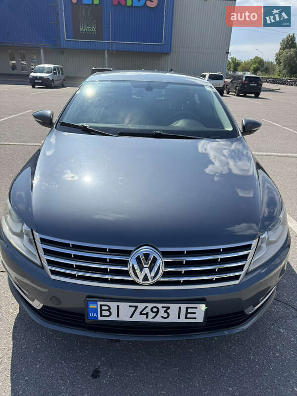 Купе Volkswagen CC / Passat CC 2013 в 