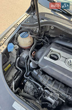 Купе Volkswagen CC / Passat CC 2013 в 