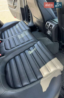 Купе Volkswagen CC / Passat CC 2013 в 