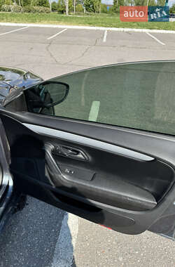 Купе Volkswagen CC / Passat CC 2013 в 