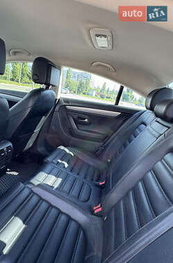 Купе Volkswagen CC / Passat CC 2013 в 