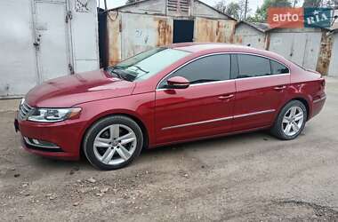 Купе Volkswagen CC / Passat CC 2015 в Киеве