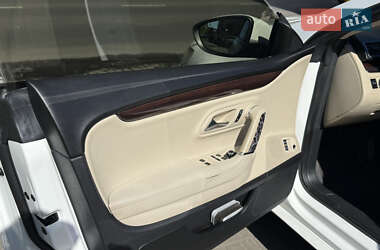 Купе Volkswagen CC / Passat CC 2011 в 