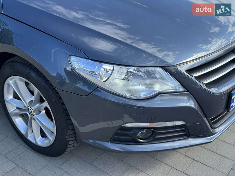 Купе Volkswagen CC / Passat CC 2012 в Хмельницком