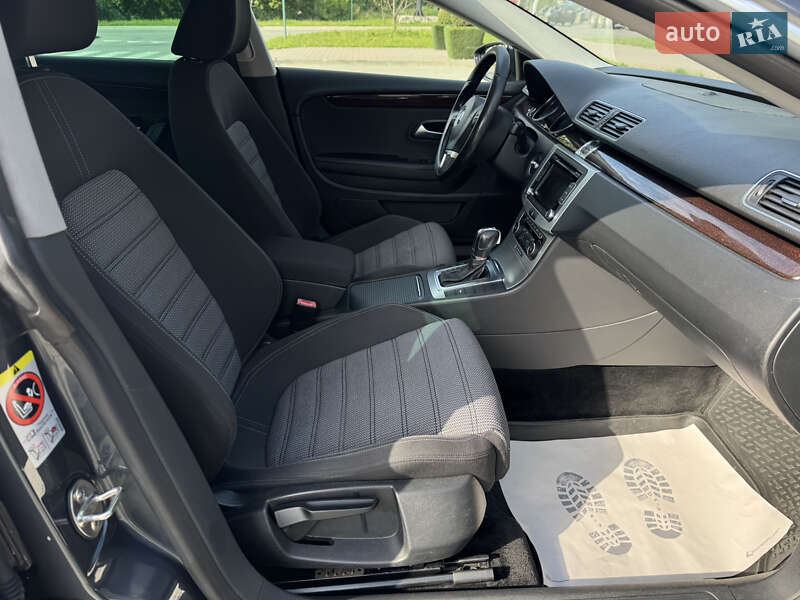 Купе Volkswagen CC / Passat CC 2012 в Хмельницком