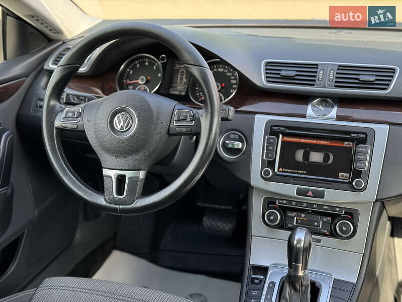 Купе Volkswagen CC / Passat CC 2012 в Хмельницком