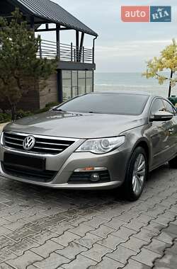 Купе Volkswagen CC / Passat CC 2011 в Кропивницком