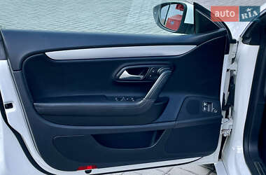 Купе Volkswagen CC / Passat CC 2012 в 