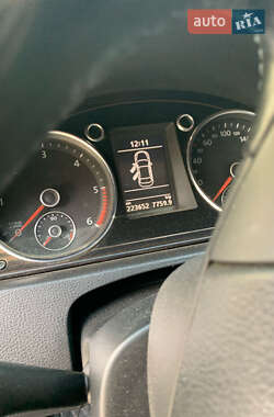 Купе Volkswagen CC / Passat CC 2013 в 