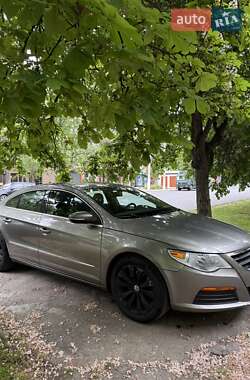 Купе Volkswagen CC / Passat CC 2011 в 