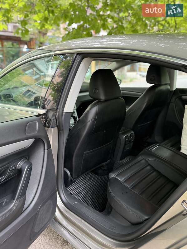 Купе Volkswagen CC / Passat CC 2011 в Одесі