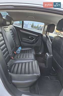 Купе Volkswagen CC / Passat CC 2013 в 