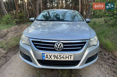 Купе Volkswagen CC / Passat CC 2010 в 
