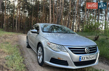 Купе Volkswagen CC / Passat CC 2010 в 