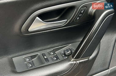 Купе Volkswagen CC / Passat CC 2012 в 