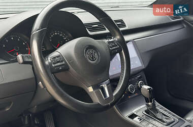 Купе Volkswagen CC / Passat CC 2012 в 