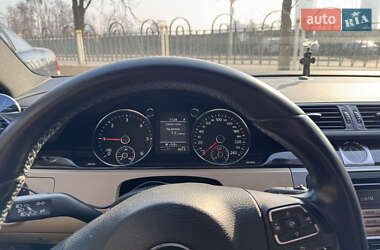 Купе Volkswagen CC / Passat CC 2013 в 
