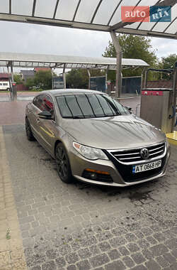 Купе Volkswagen CC / Passat CC 2010 в Ровно