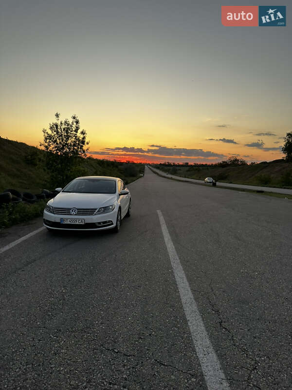 Купе Volkswagen CC / Passat CC 2012 в 