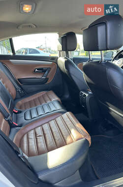 Купе Volkswagen CC / Passat CC 2012 в 