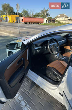 Купе Volkswagen CC / Passat CC 2012 в 