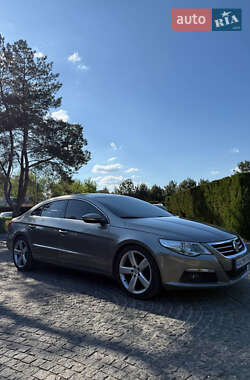 Купе Volkswagen CC / Passat CC 2011 в Дніпрі