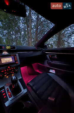 Купе Volkswagen CC / Passat CC 2012 в 