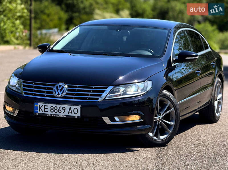 Купе Volkswagen CC / Passat CC 2012 в 
