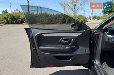Купе Volkswagen CC / Passat CC 2012 в 