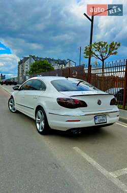 Купе Volkswagen CC / Passat CC 2011 в 