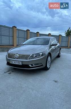 Купе Volkswagen CC / Passat CC 2013 в 