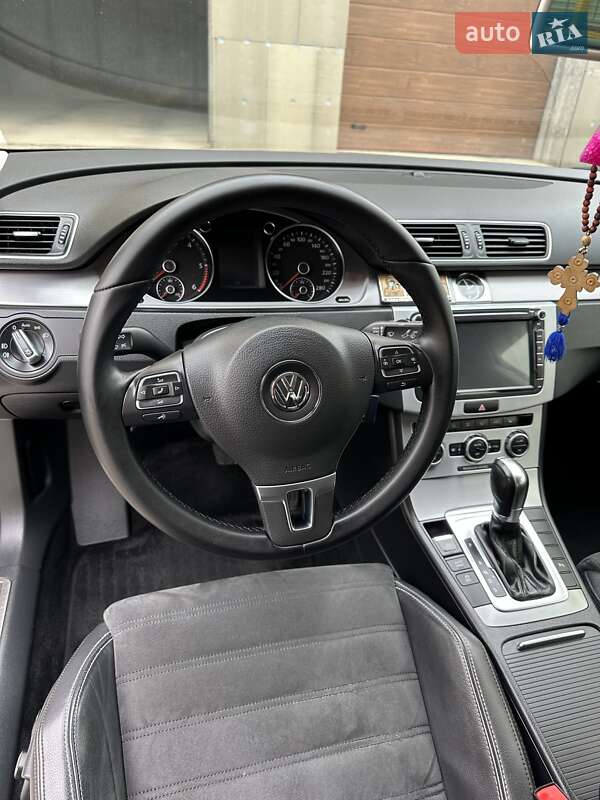 Купе Volkswagen CC / Passat CC 2013 в Кропивницькому