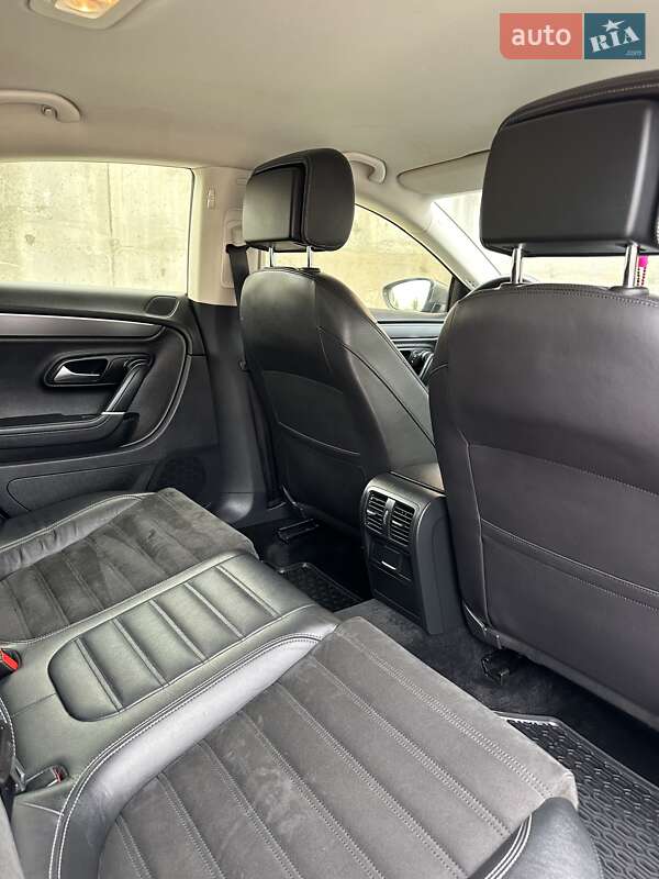 Купе Volkswagen CC / Passat CC 2013 в Кропивницькому