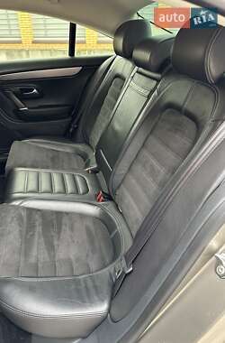 Купе Volkswagen CC / Passat CC 2013 в 