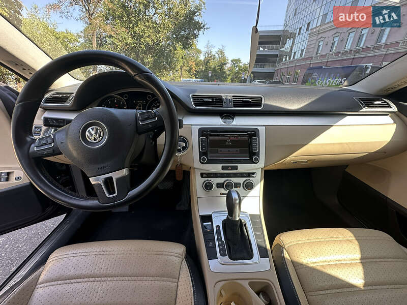 Купе Volkswagen CC / Passat CC 2012 в Одесі