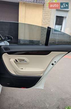 Купе Volkswagen CC / Passat CC 2011 в 