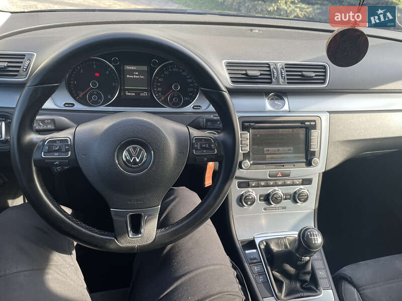 Купе Volkswagen CC / Passat CC 2013 в Миколаєві