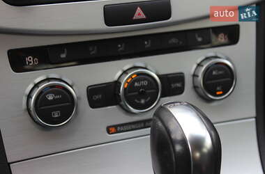 Купе Volkswagen CC / Passat CC 2012 в 