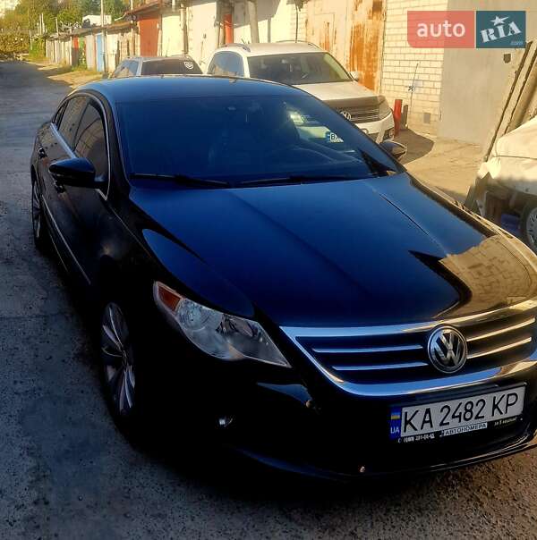 Купе Volkswagen CC / Passat CC 2008 в 